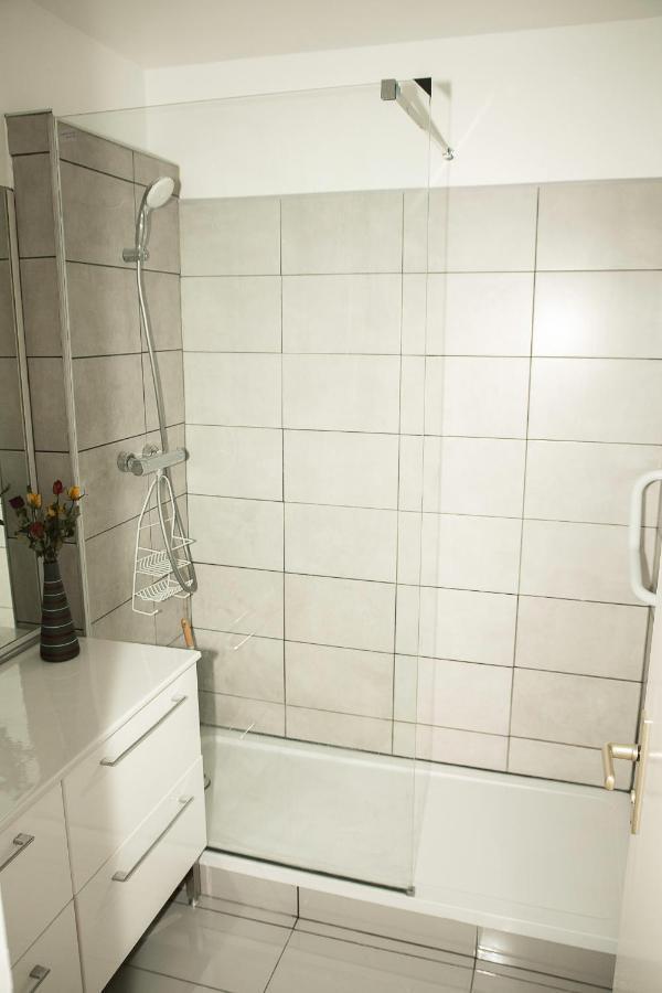 Apartamento Lorraine Mantes-la-Jolie Exterior foto